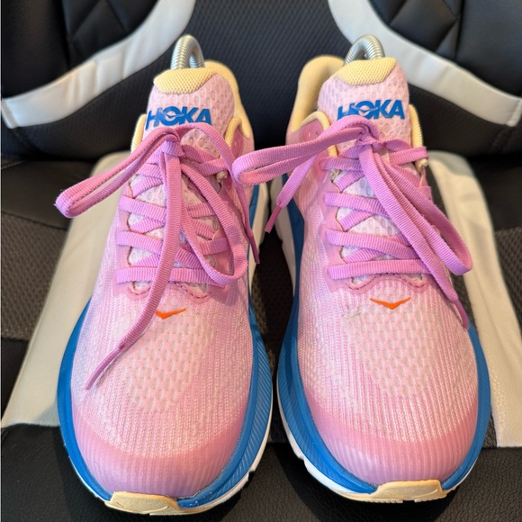 Size 5MD / 6.5 Women’s - Hoka Clifton 9 “1131170 CSLO” Pink and Blue - Picture 2 of 8